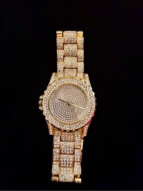 Gold Crystal Accent Women's Watch - Luxury Gold Tone